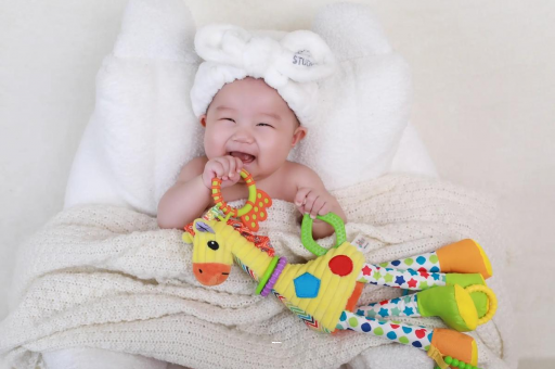 华容宝宝发烧精神不好 华容宝宝发烧精神不好